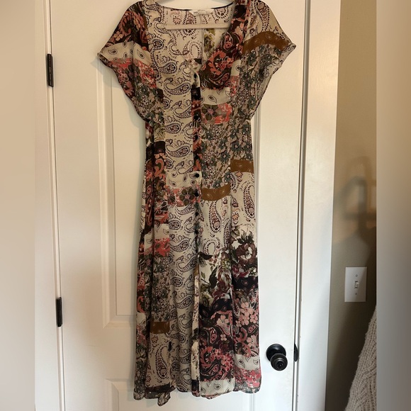 Zara dress - Picture 2 of 7